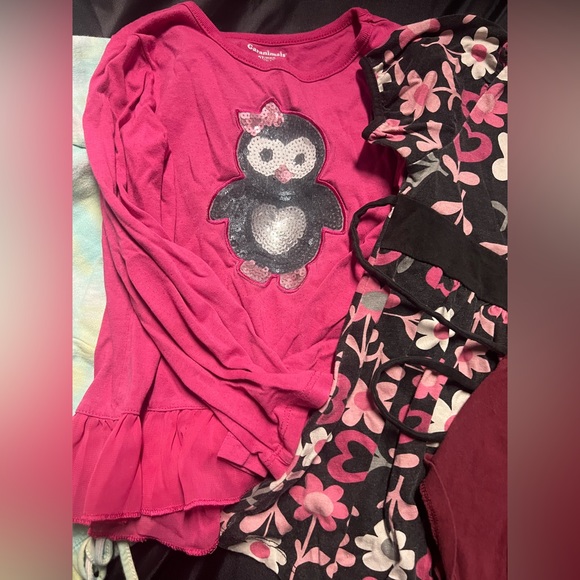 Girls shirt bundle size 4-5 - Picture 2 of 4